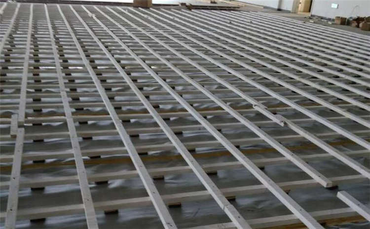 體育場(chǎng)館地板鋪裝工藝視頻